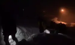 Kapalı Yol Açıldı, Rahatsızlanan Çocuk Hastaneye Sevk Edildi