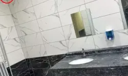 Ortaokul Tuvaletlerine Kamera İddiası: Müdür Görevden Alındı
