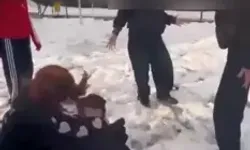 Bolu’da Parkta Kız Öğrencilere Şiddet