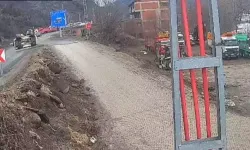 Şavşat’ta Takla Atan Otomobil Devrildi: 1 Yaralı