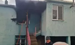 Antalya’da Ev Alevlere Teslim, 1 Yaralı