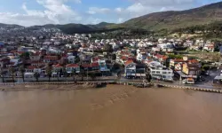 Sağanak Taşkına Neden Oldu: Deniz Kahverengiye Döndü