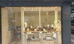 İzmir’de Kuyumcuya Silahlı Soygun Girişimi