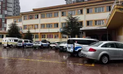 Kayseri’de Ortaokulda Bıçaklı Kavga: 1 Yaralı