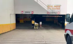 Tahliye Olan Adam Tuvalette Bulundu, Hastaneye Kaldırıldı