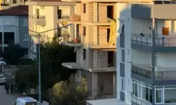 İnşaatta Asansör Boşluğuna Düşen İşçi Yaralandı