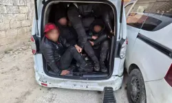 Hatay’da İki Hafif Ticari Araçta 23 Kaçak Göçmen Yakalandı