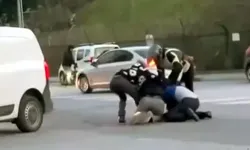 Alışveriş Merkezi Otoparkında İftar Öncesi Kavga