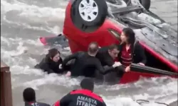 Otomobil Yeşilırmak’a Uçtu: Anne ve Kızı Yaralandı