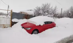Karlıova’da Kar Nedeniyle Eğitime Ara Verildi