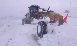 Kayseri’de 54 Mahalle Yolu Kar Sonrası Ulaşıma Açıldı