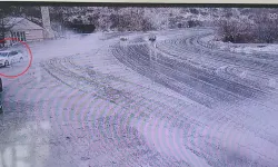 Bingöl’de Otomobil Lokantaya Girdi: 5 Yaralı