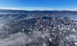 Erbaa’da Görsel Şölen: Şehir Sis Bulutlarının Altında Kaldı!