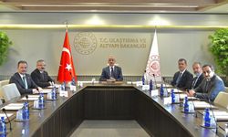 Bakan Uraloğlu İle Tokat’ın Ulaşımı Konuşuldu: Çamlıbel Tüneli ve Ek Seferler Masada!