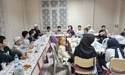 Erbaa’da Minik Kalpler Aynı Sofrada: İlçe Müftüsü Ertürk Çocuklarla İftar Açtı