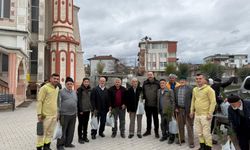 Erbaa’da Anlamlı Etkinlik: Cami Çıkışında Vatandaşlara Fidan Dağıtıldı