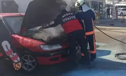 Keşan’da Seyir Halindeki Otomobil Yandı