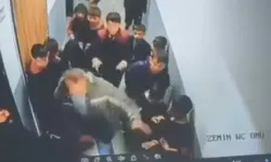 Okul Koridorunda Öğrenciye Veli Şiddeti