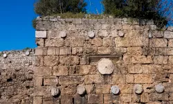 Kaleiçi’nde 800 Yıllık Selçuklu Kitabeleri Bulundu