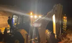 Gercüş’te Sağanak Yol Kapattı, Mahsur Kalanlar Kurtarıldı