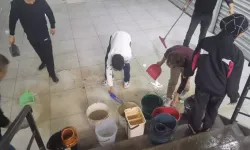 Hatay’da Yağış Yeraltı Çarşısını Su Bastı