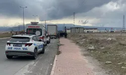 Kayseri’de TIR Şoförü Araç Yanında Ölü Bulundu