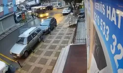 Ümraniye’de İETT Otobüsü Park Halindeki Araçlara Çarptı