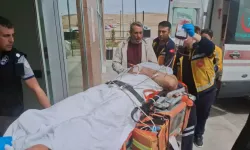 Eşini Bıçakladı, Kendi Canına Kıymaya Kalktı