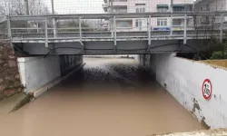 Kocaeli’de Sağanak Alt Geçidi Kullanılamaz Hale Getirdi