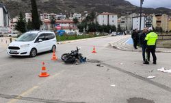 Tokat'ta Otomobil İle Motosiklet Çarpıştı: 2 Ağır Yaralı