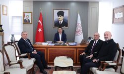 Anahtar Parti Heyetinden Tokat Valisi Köklü’ye Nezaket Ziyareti