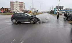 Atakum’da Kırmızı Işıkta Arkadan Çarpma: 2 Yaralı