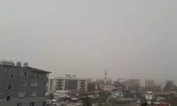 Hatay’da Gökyüzü Tozla Kaplandı