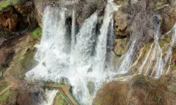 Sızır Şelalesi Yağışlarla Coştu