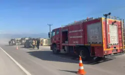 Kırıkhan’da Hafriyat Kamyonu Devrildi: Sürücü Yaralı