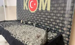 Araçta 13 Bin Tarihi Eser Ele Geçirildi, 2 Kişi Gözaltında