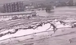 Tatvan’da Otomobil Takla Attı: Sürücü Yaralı