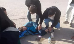 Servis Bekleyen 8 Yaşındaki Çocuğa Otomobil Çarptı