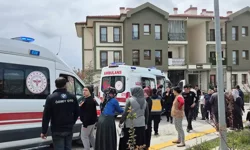 Yeşilyurt’ta Apartman Yangını: 3 Kişi Dumandan Etkilendi