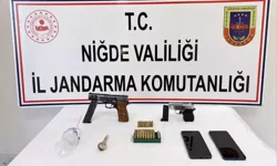 Kemerhisar’da Ruhsatsız Silah Operasyonu: 1 Gözaltı