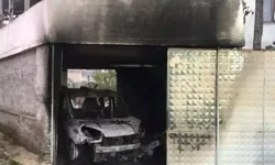 Osmancık’ta Garaj Yangını: İki Araç Kül Oldu