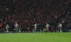 Fenerbahçe Kritik Derbide Galatasaray’a Konuk Oluyor