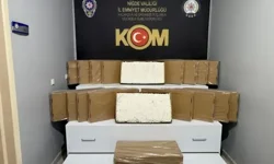 Niğde’de Kaçakçılık Operasyonu: 10 Kişi Gözaltında