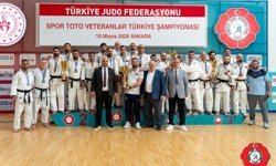Veteran Judocuların Büyük Gururu: Tokat’a Madalya Yağmuru