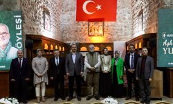 Tarihi Medresede Huzur Dolu Söyleşi: Yunus Emre Tokatlılarla Buluştu