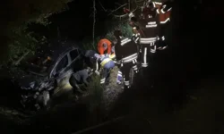 Düzce’de Otomobil Su Kanalına Devrildi: 1 Yaralı