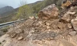 Hafik’te Heyelan: Köy Yolları Ulaşıma Kapandı