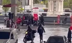 Başakşehir’de Akaryakıt İstasyonunda Tekmeli Yumruklu Kavga