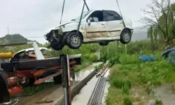 Eğirdir’de İmamın Kullandığı Araç Araziye Savruldu