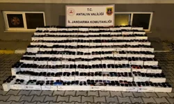 Alanya’da 10 Bin Kaçak Güneş Gözlüğü Ele Geçirildi!